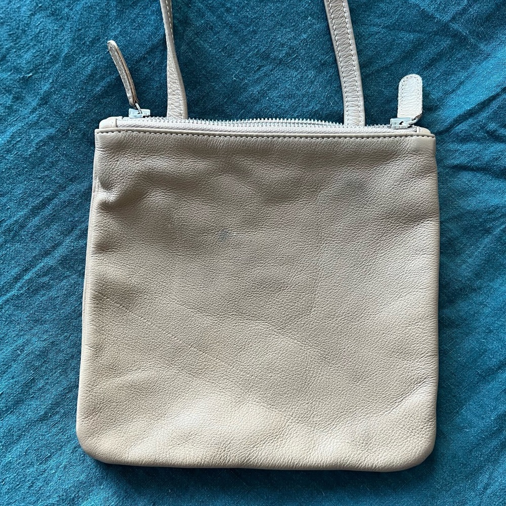 ARE Studio Light Brown Bag - Picture 6 of 6